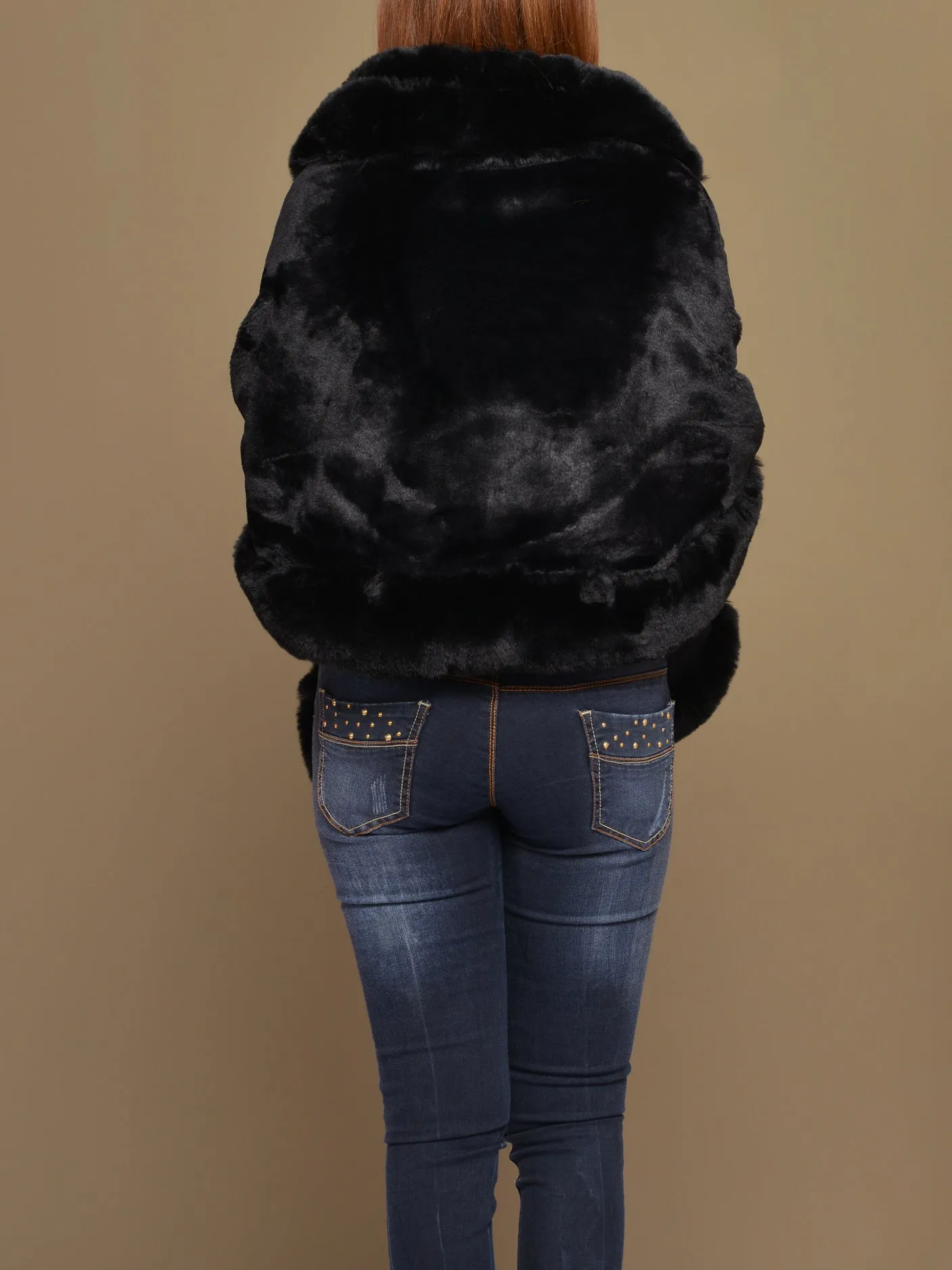 Fur Shawl-Black