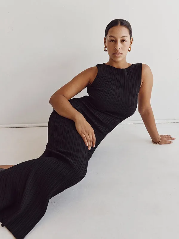 Women's sexy sleeveless knitted long dress